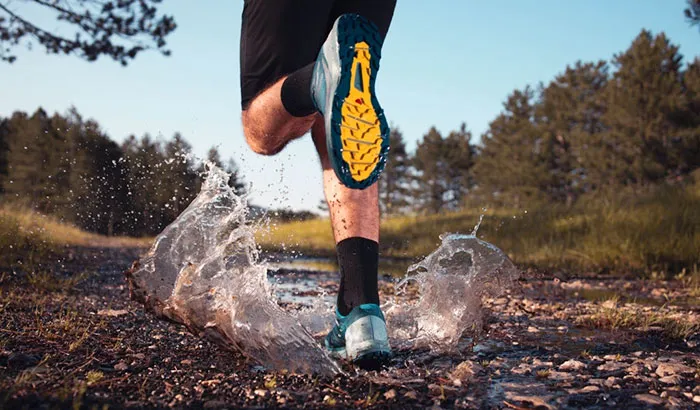 best waterproof spikeless disc golf shoes