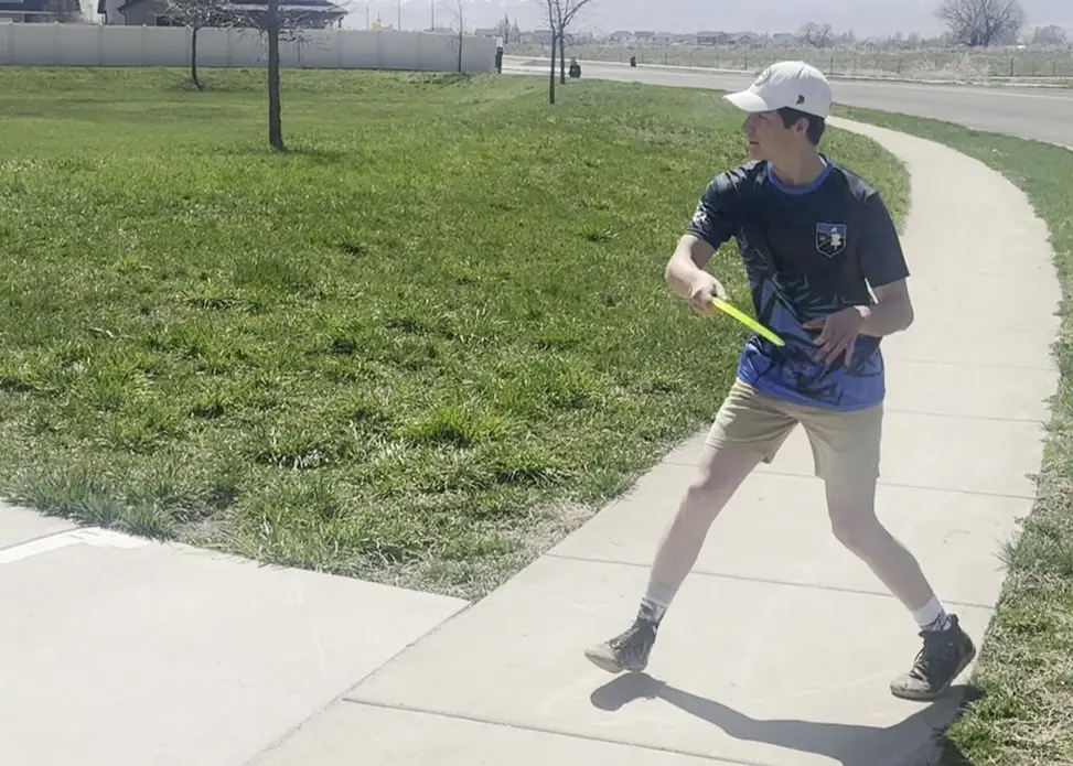 disc golf backhand