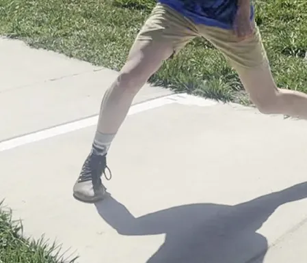 disc golf backhand plant foot