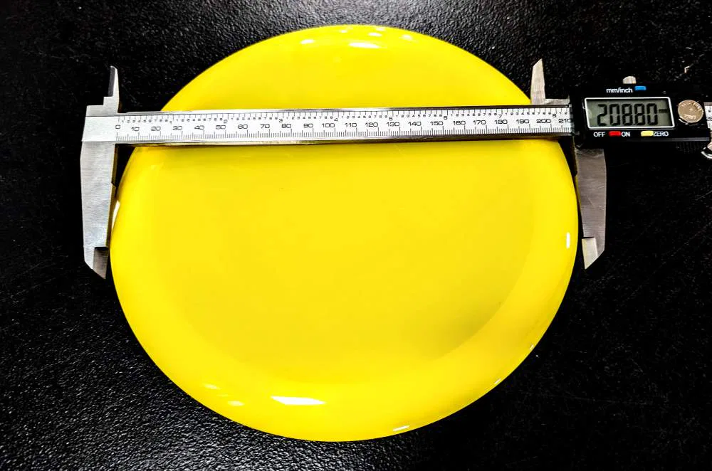 PDGA illegal disc whose diameter is not wide enough to meet legal limits