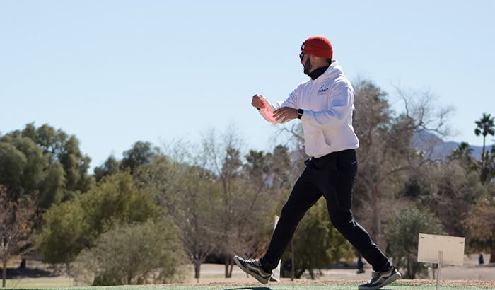 how to throw an overstable disc
