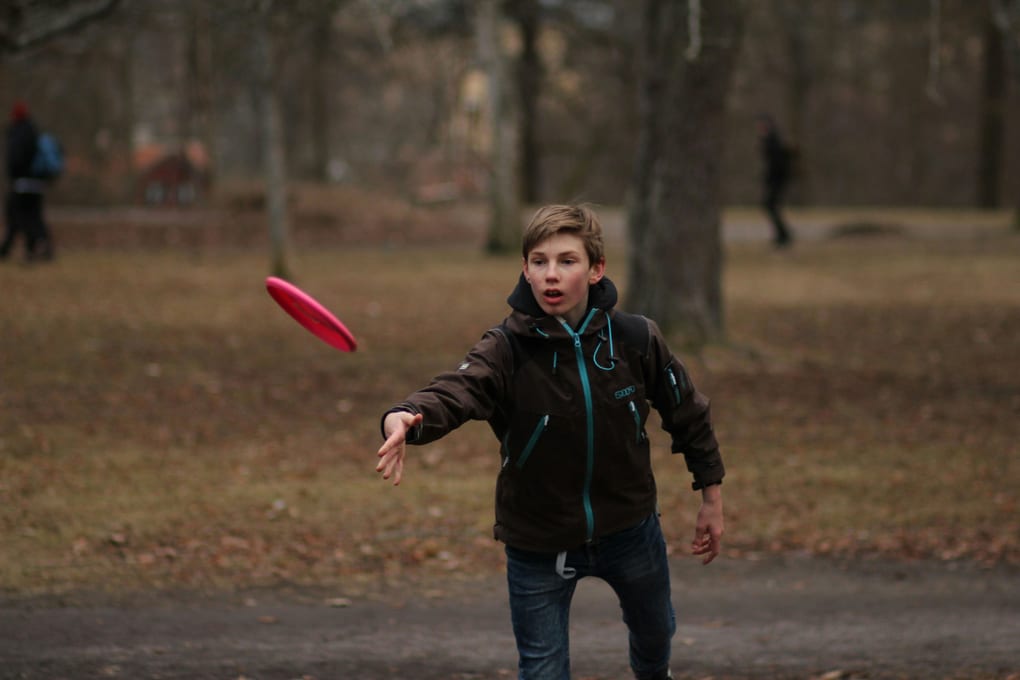 beginner disc golfer